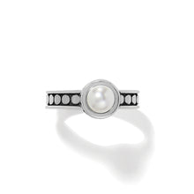 Load image into Gallery viewer, Pebble Dot Pearl Slim Band Ring