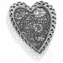 Load image into Gallery viewer, Garden Heart Trinket Tray