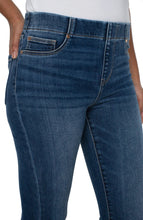 Load image into Gallery viewer, Chloe Crop Skinny W/Rolled Cuff
